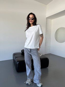 Жіноча базова футболка oversize 098 фото